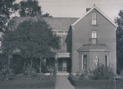 Schrader Home, North Walnut St. Schrader Home, North Walnut St.